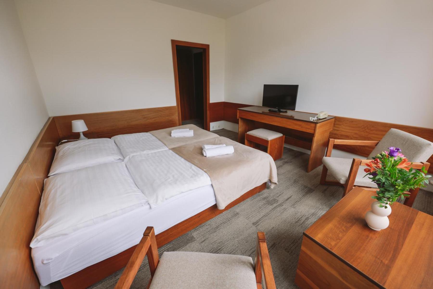 Atlas Hotel Tatry Tatranske Matliare Exterior foto