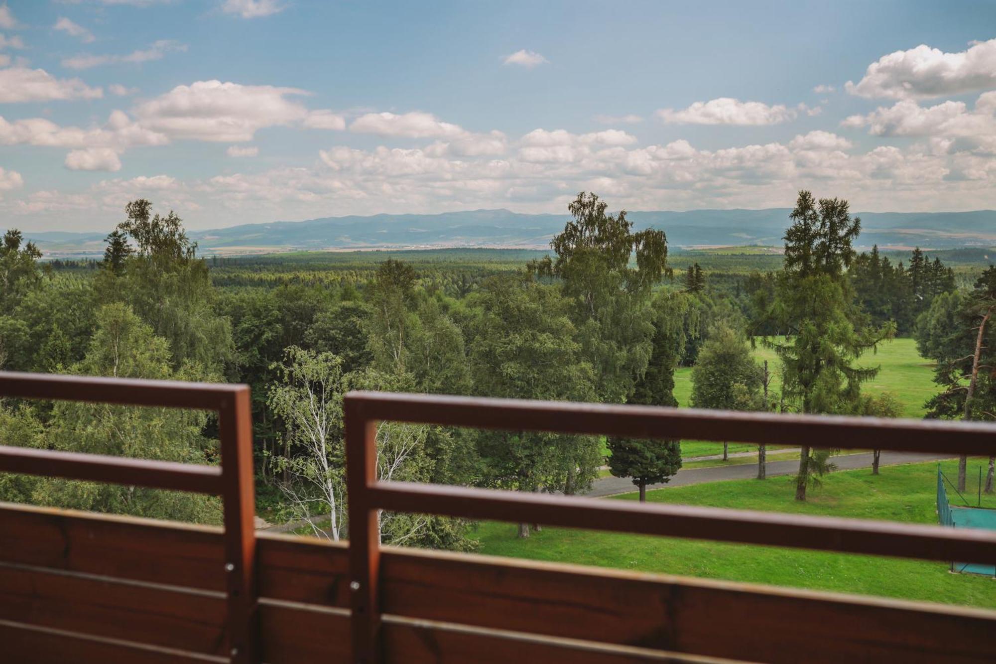 Atlas Hotel Tatry Tatranske Matliare Exterior foto